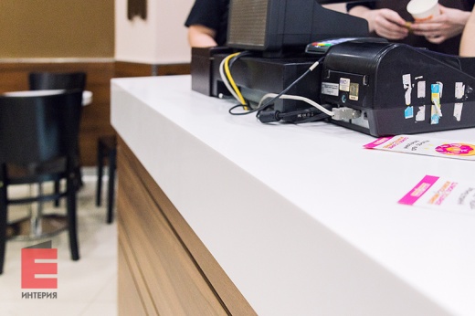 Барная стойка "Dunkin Donuts". ТЦ Охотный Ряд