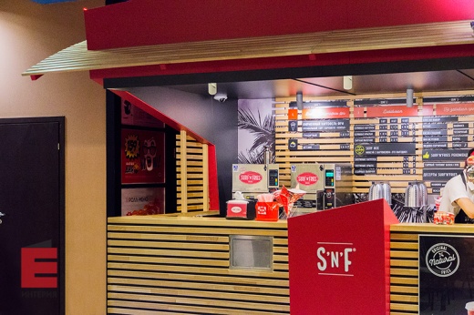 Островная стойка для кафе «Surf n' FRIES»